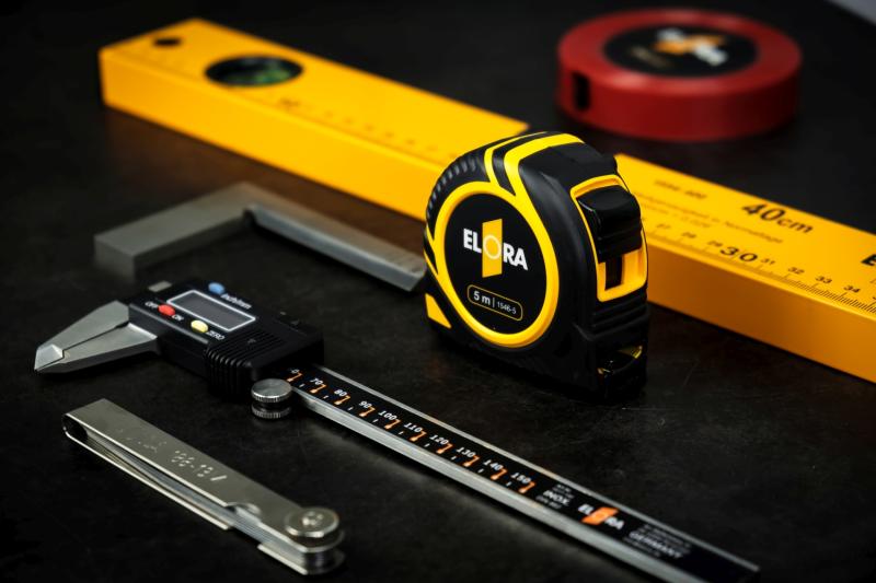 Tape Measures, Rulers, Spirit Level, Steel and Dial Indicators